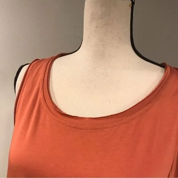 Rust color sleeveless top - Picture 2 of 10